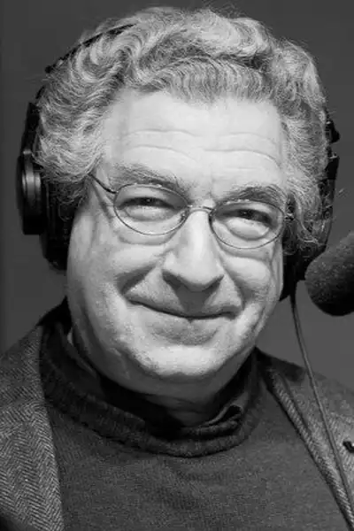 Michael Tezla headshot