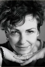 Kate Twa headshot