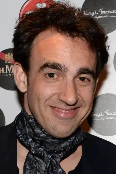 Nicolas Ullmann headshot