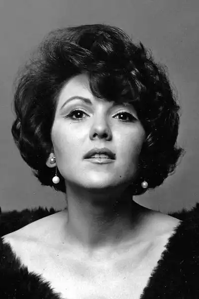 Brenda Vaccaro headshot