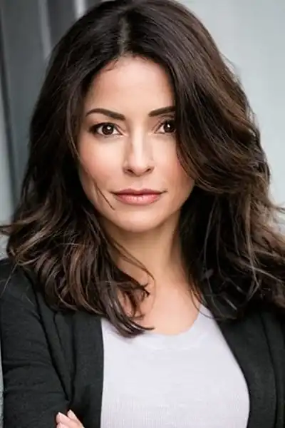 Emmanuelle Vaugier headshot