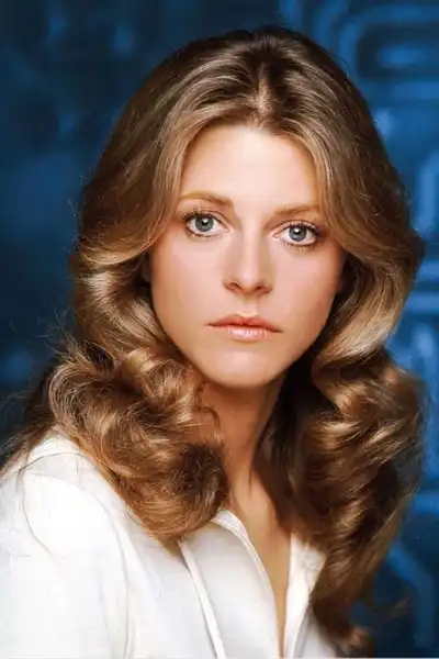Lindsay Wagner headshot