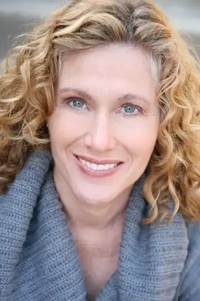 Gwynyth Walsh headshot