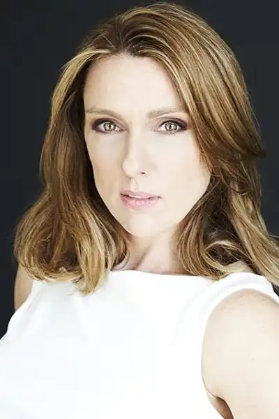 Marie Ward headshot