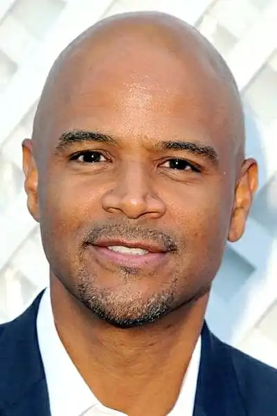 Dondré T. Whitfield headshot