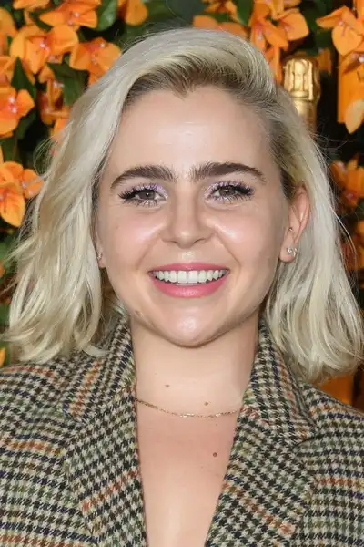 Mae Whitman headshot