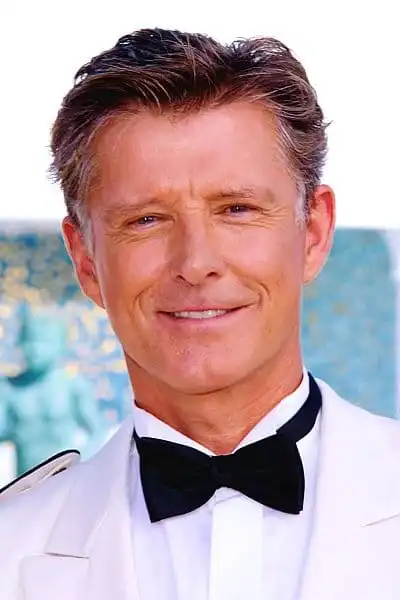 Nick Wilder headshot