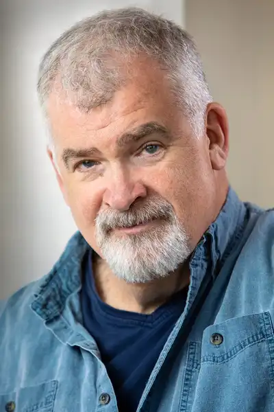 Dan Willmott headshot