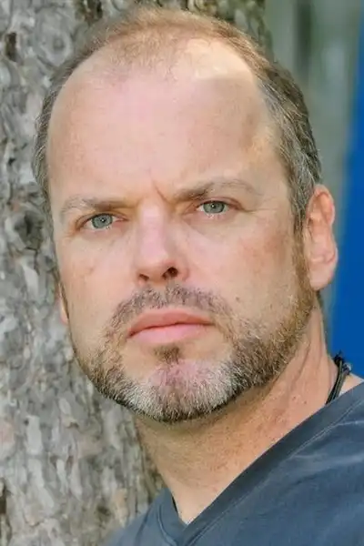 Kevin Woodhouse headshot