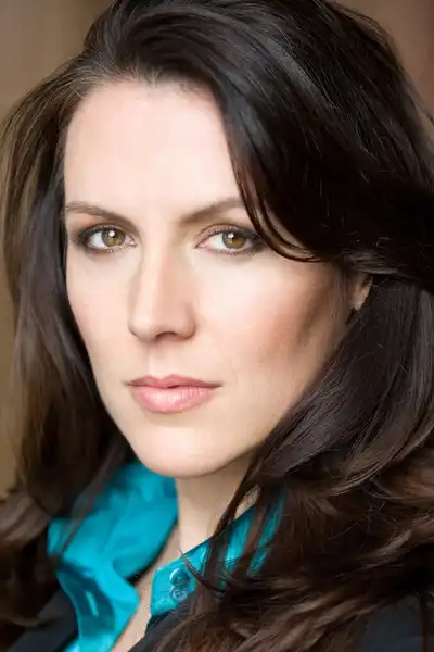 Kate Connor headshot