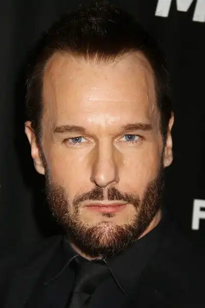 Michael Eklund headshot