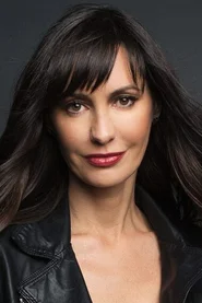 Charlene Amoia headshot