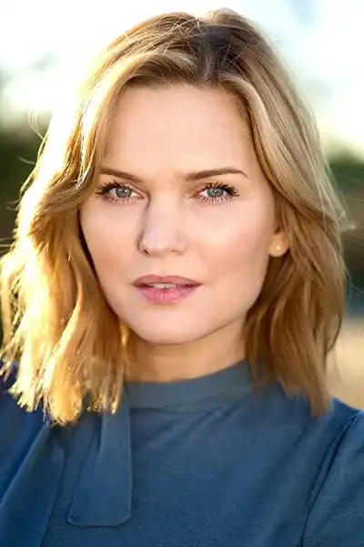 Sunny Mabrey headshot