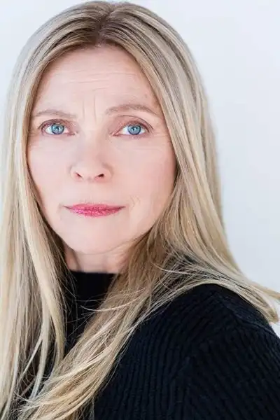 Marina Stephenson Kerr headshot