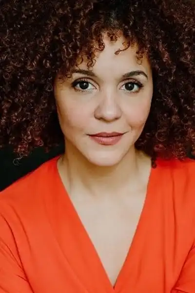 Sarah Peguero headshot