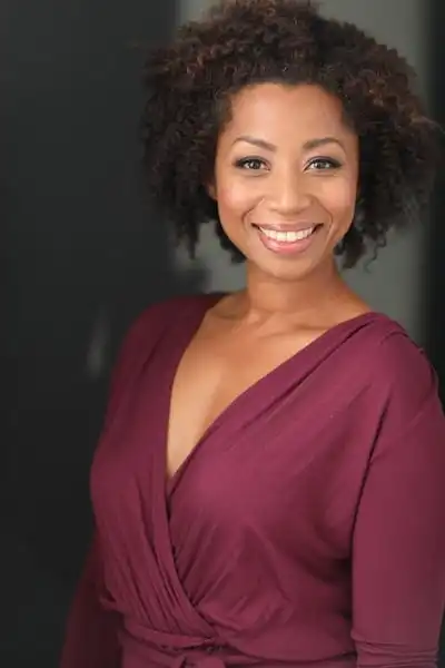Madeleine Kelders headshot