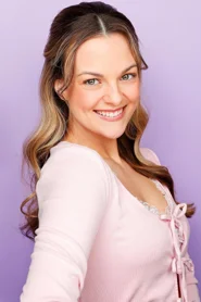 Ally Ledford headshot