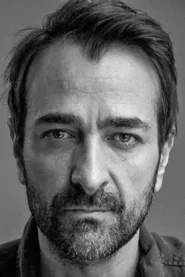 Mikaël Fitoussi headshot