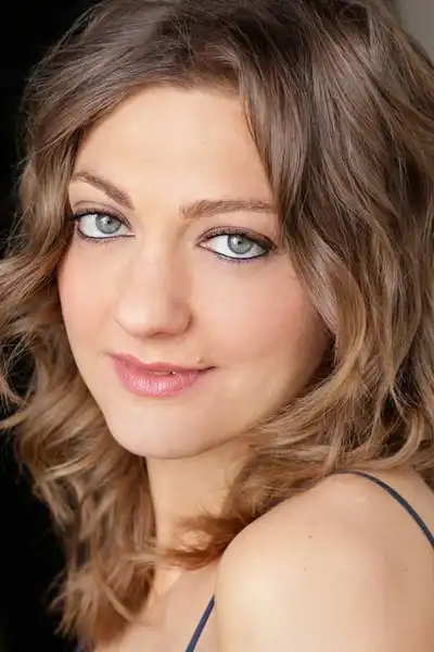 Mageina Tovah headshot