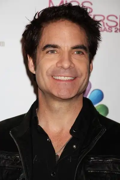 Pat Monahan headshot