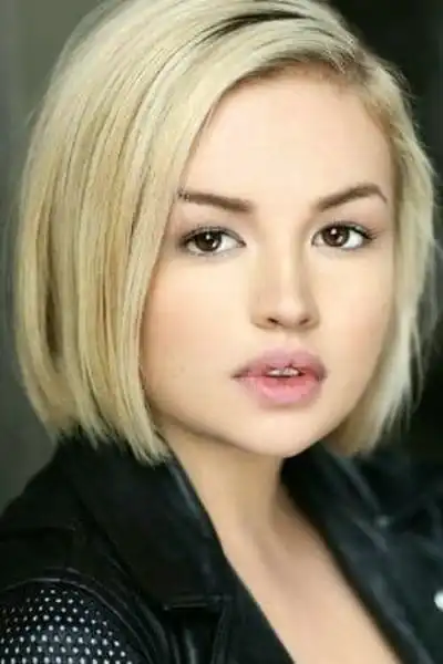 Jessica Amlee headshot
