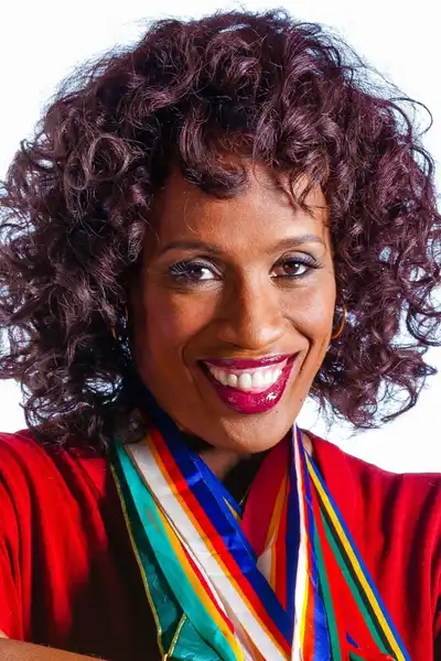 Jackie Joyner headshot