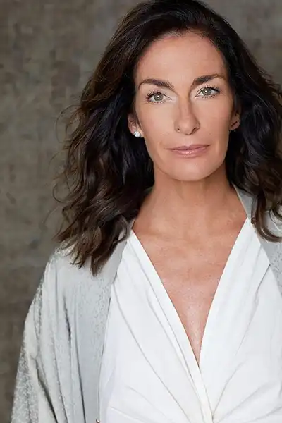 Jo Price headshot
