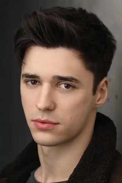 Lachlan Quarmby headshot