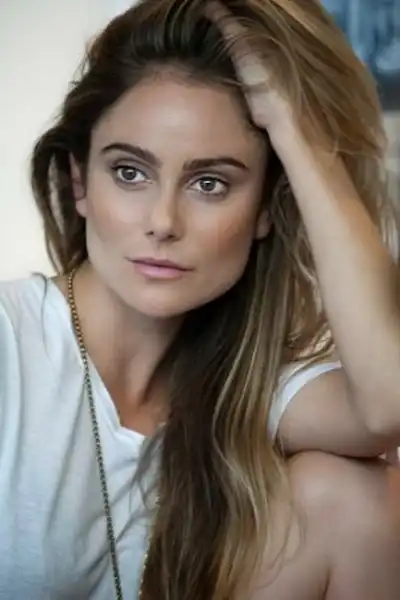 Amanda Brooks headshot