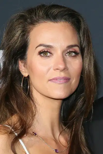 Hilarie Burton Morgan headshot