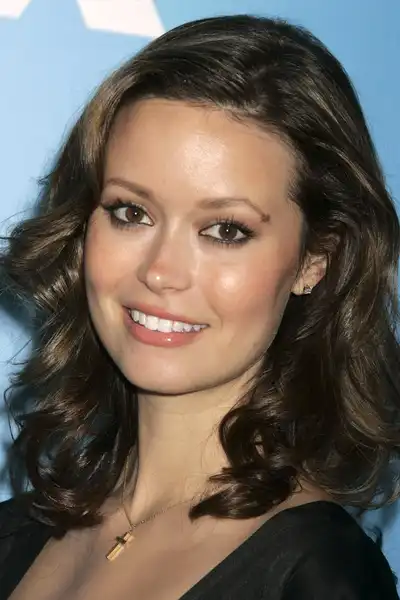 Summer Glau headshot