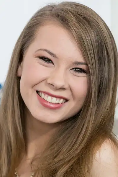 Bindi Irwin headshot
