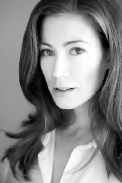 Jessica Brooks headshot