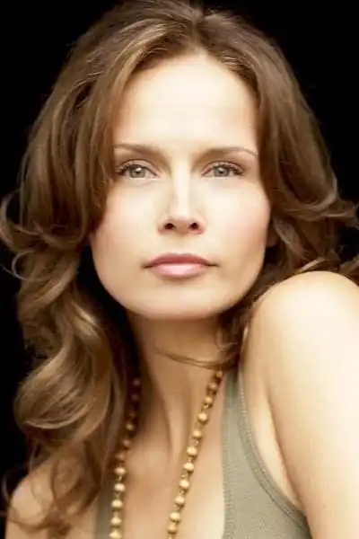 Sonya Salomaa headshot