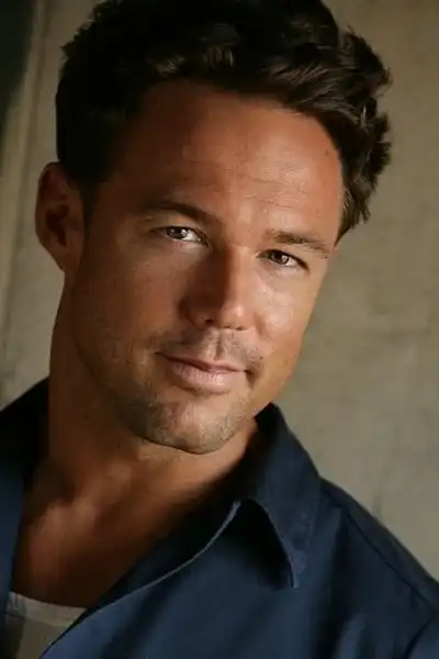 Sebastian Siegel headshot