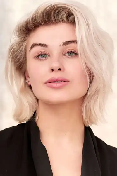 Catherine Hannay headshot