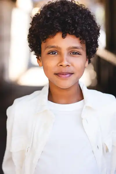 Baeyen Hoffman headshot