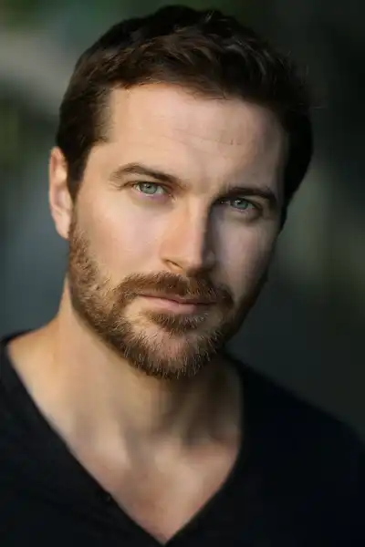 Kieran Bew headshot