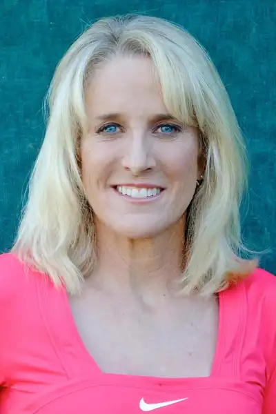 Tracy Austin headshot