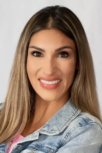 Alexis Baca headshot