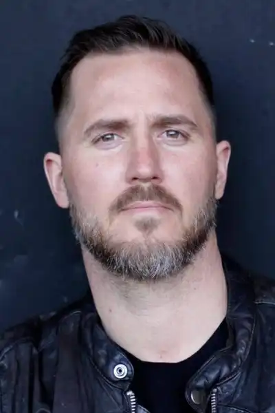 Justin Mader headshot