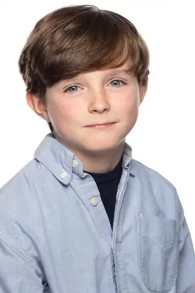 Lincoln MacNeil headshot