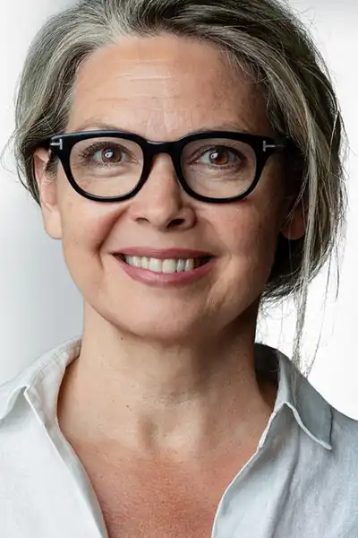 Lucy Newman-Williams headshot