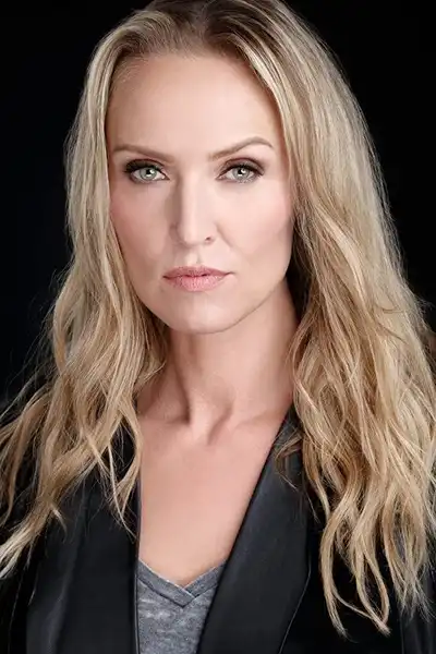 Claire Smithies headshot