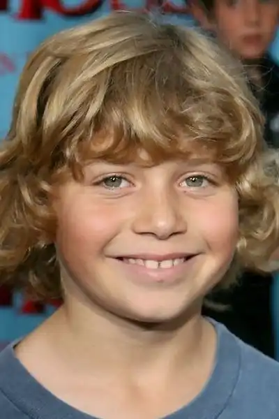 Shane Baumel headshot