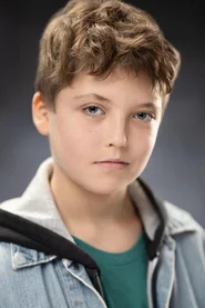 Noah Bromley headshot