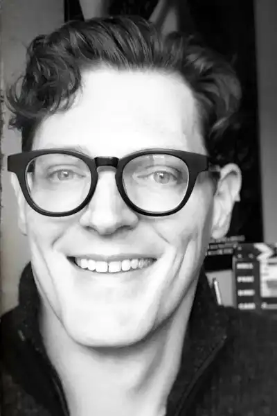 Thommy Hutson headshot