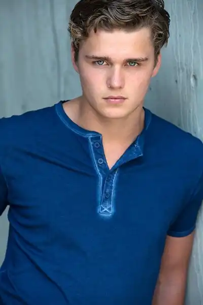 Ty Wood headshot