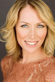 Regina Schneider headshot
