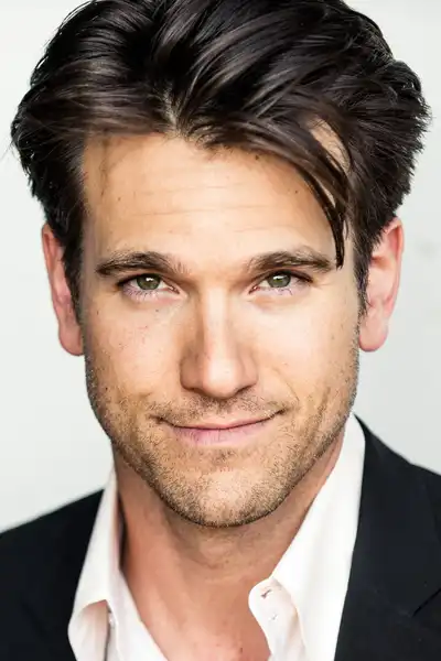 Adam Mayfield headshot